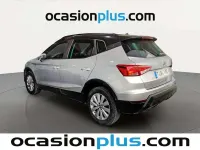 Usado Seat Arona Style 95 CV (69 kW) 2019 Gris SUV