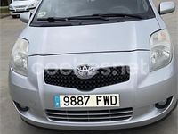 Begagnad Toyota Yaris 90 HK (66 kW) 2007 Grå Halvkombi