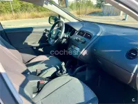 Usado Seat Altea Style 105 CV (77 kW) 2011 Blanco Monovolumen