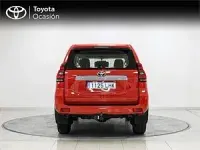 Usado Toyota Land Cruiser 177 CV (130 kW) 2020 Rojo