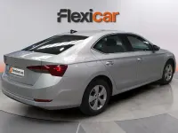Usado Skoda Octavia Ambition 116 CV (85 kW) 2022 Gris Berlina