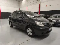 Usado Citroën Xsara Picasso 110 CV (80 kW) 2005 Azul Monovolumen