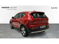 Usado Volvo XC40 Core 2023 Rojo SUV