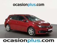 Używany Toyota Auris Active 116 KM (85 kW) 2016 Czerwony Hatchback