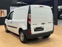 Usado Renault Kangoo 94 CV (69 kW) 2022 Blanco Monovolumen