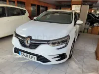 Usado Renault Mégane GrandTour Intens 115 CV (84 kW) 2021 Blanco Familiar