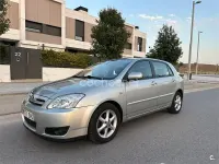 Usado Toyota Corolla Luna 116 CV (85 kW) 2005 Gris / plata Berlina