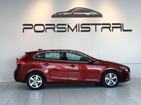 Usado Volvo V40 Kinetic 150 CV (110 kW) 2014 Granate Berlina