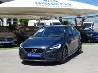 Usado Volvo V40 CC 120 CV (88 kW) 2019 Azul Familiar