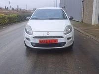 Usado Fiat Punto Young 69 CV (50 kW) 2014 Blanco Utilitario