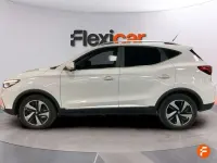 Usado MG ZS Luxury 114 kW (156 CV) 2023 Blanco SUV