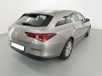 Usado Mercedes CLA180 Shooting Brake 136 CV (100 kW) 2020 Gris / plata Familiar