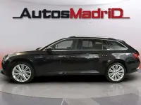 Usado Skoda Superb Style 218 CV (160 kW) 2020 Negro Familiar