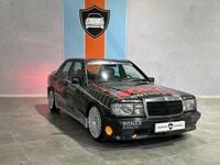 Usado Mercedes 190 136 CV (100 kW) 1988 Gris / plata Berlina