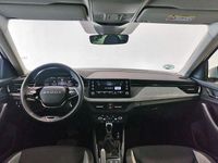 Usado Skoda Kamiq Selection 115 CV (84 kW) 2025 Gris plata SUV