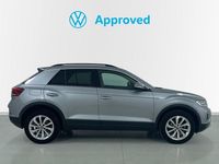 Usado VW T-Roc Life 150 CV (110 kW) 2024 Gris SUV