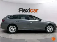 Usado Skoda Octavia Ambition 150 CV (110 kW) 2023 Gris