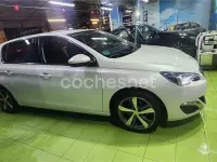 Usado Peugeot 308 Allure 130 CV (95 kW) 2017 Blanco Berlina