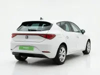 Usado Seat Leon Reference 115 CV (84 kW) 2022 Blanco Berlina