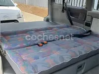 Usado VW Caravelle Trendline 102 CV (75 kW) 2013 Rojo Van