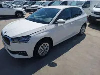 Usado Skoda Fabia 95 CV (69 kW) 2025 Blanco Utilitario