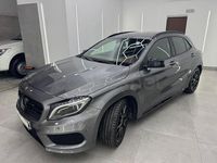 Usado Mercedes GLA220 AMG line 170 CV (125 kW) 2015 Gris / plata SUV