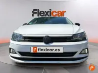 Usado VW Polo Advance 75 CV (55 kW) 2018 Blanco Utilitario
