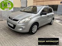 Usado Hyundai i20 Classic 77 CV (56 kW) 2010 Gris Utilitario