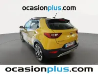 Usado Kia Stonic 120 CV (88 kW) 2018 Amarillo SUV