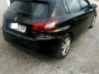 Usado Peugeot 308 Active 120 CV (88 kW) 2015 Negro Berlina