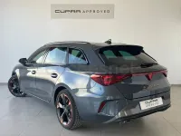 Usado Cupra Leon 150 CV (110 kW) 2025 Gris / plata Familiar