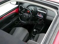 Usado Peugeot 108 Allure 72 CV (52 kW) 2021 Rojo Utilitario