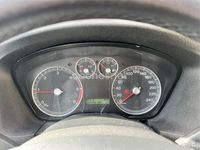 Usado Ford Focus Trend 109 CV (80 kW) 2005 Negro Berlina