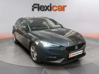 Usado Seat Leon FR 116 CV (85 kW) 2025 Azul Berlina