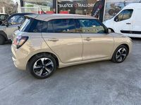 Usado Suzuki Swift 83 CV (61 kW) 2025 Beige Utilitario
