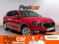 Usado Skoda Fabia Selection 115 CV (84 kW) 2025 Rojo Utilitario