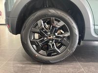 Nuevo Dacia Sandero Extreme 120 CV (88 kW) 2026 Verde Berlina