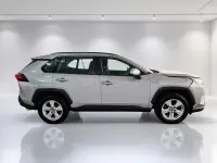 Usado Toyota RAV4 Hybrid Advance 218 CV (160 kW) 2021 Gris / plata SUV