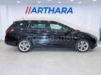 Usado Opel Astra GS Line 105 CV (77 kW) 2020 Negro Familiar