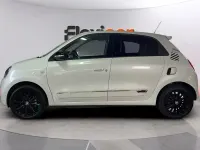 Usado Renault Twingo Urban Night 60 kW (82 CV) 2023 Blanco Utilitario