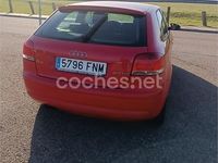 Usado Audi A3 Ambiente 140 CV (102 kW) 2007 Rojo Utilitario