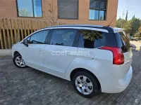Usado Peugeot 5008 Family 112 CV (82 kW) 2012 Blanco Monovolumen