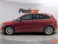 Usado Mercedes B200 150 CV (110 kW) 2019 Rojo Monovolumen