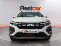 Usado Dacia Jogger Expression 110 CV (80 kW) 2023 Blanco Monovolumen