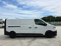 Usado Renault Trafic 120 CV (88 kW) 2020 Blanco Monovolumen