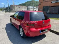Usado VW Golf IV GTI 150 CV (110 kW) 2000 Rojo Berlina