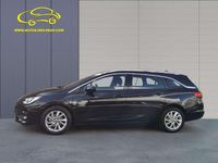 Usado Opel Astra Elegance 145 CV (106 kW) 2020 Negro Familiar