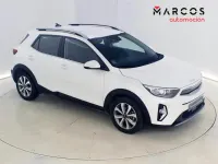 Usado Kia Stonic 100 CV (73 kW) 2024 SUV