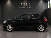 Usado Ford Fiesta Trend 75 CV (55 kW) 2021 Negro Utilitario