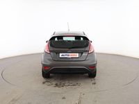 Usado Ford Fiesta Trend 82 CV (60 kW) 2017 Gris Berlina